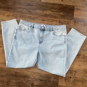 Women’s Jeans 38x27 Mid Rise Light Wash Denim Rio Refuge Straight Leg 38 Waist